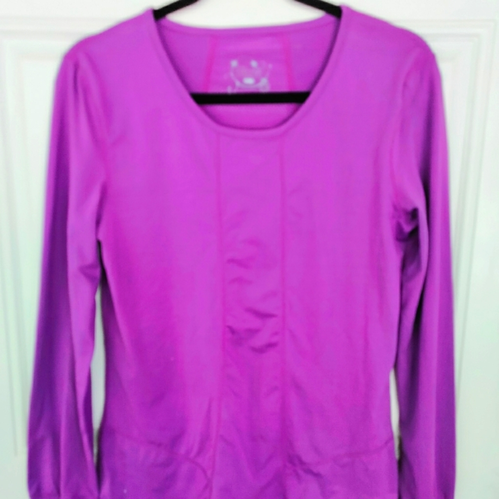 Hot Totties athletic shirt